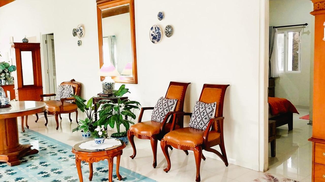 Hotel Surokarsan 9 House Yogyakarta Exterior foto