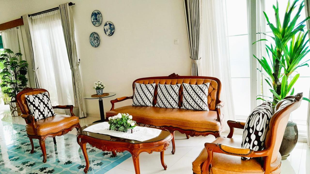 Hotel Surokarsan 9 House Yogyakarta Exterior foto
