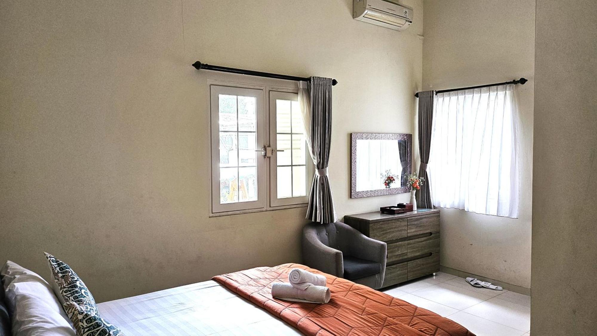 Hotel Surokarsan 9 House Yogyakarta Exterior foto
