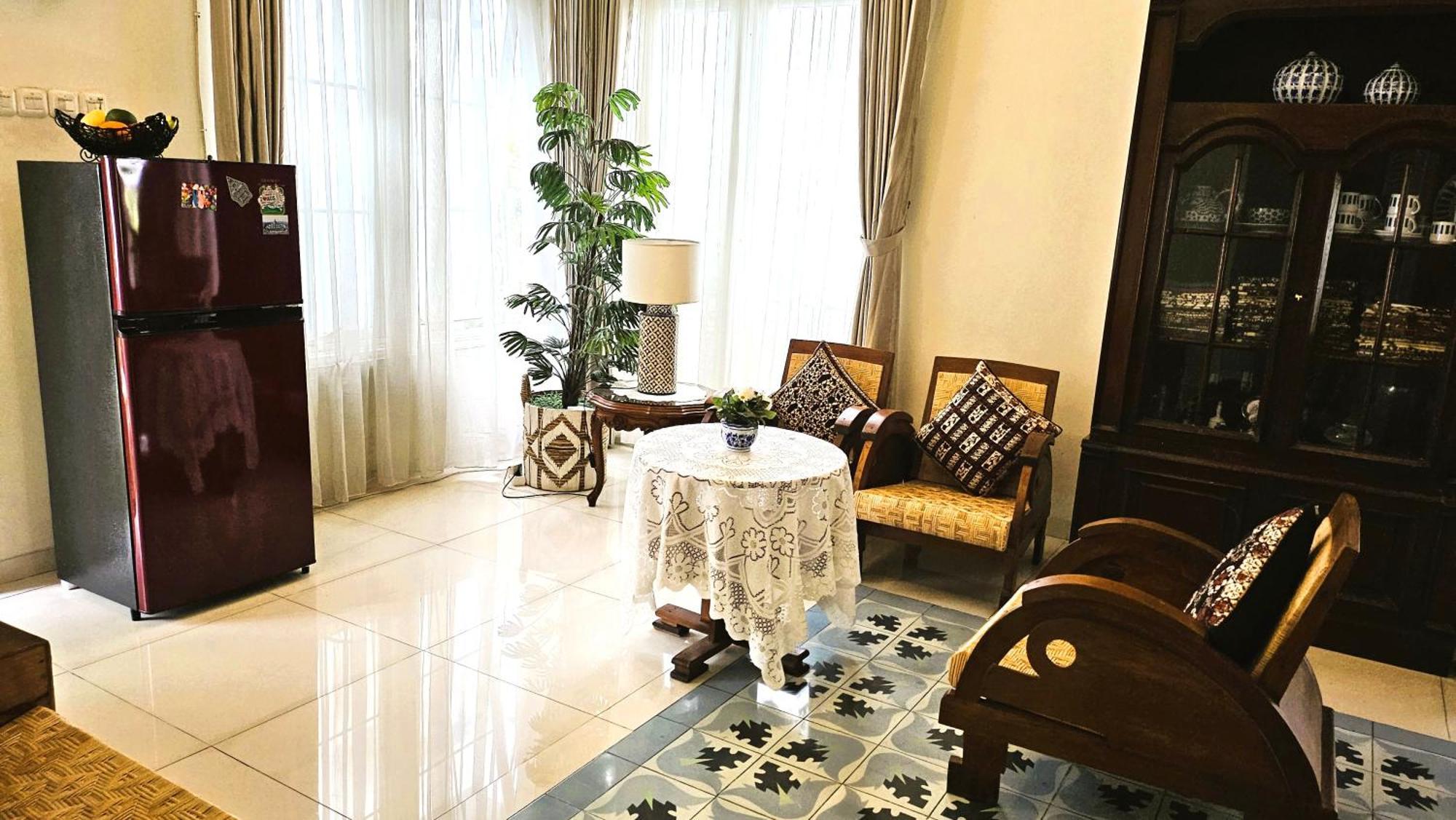 Hotel Surokarsan 9 House Yogyakarta Habitación foto
